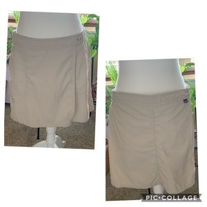🎾 Patagonia Khaki Skort 8
